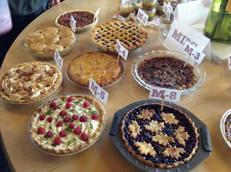 Pie Baking Contest, Pie Contest, Picnic Activities, Picnic Games, Baking Contest, Fall Pies, Harvest Fest, Pie Shop, Good Pie