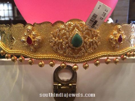 22k gold massive vadanam studded with white stones, rubies and emeralds. Approximate weight 150 grams. For inquiries please contact Premraj Shantilal Jain Jewellers, 097000 09000. Related Posts220 Grams Gold Vadanam with Pearls220 Grams Gold Lakshmi OttiyanamGold Bridal Ottiyaman with weight details130 Grams Gold Waist Belt70 Grams Gold Vadanam with Emerald240 Grams Gold Stone VadanamGold Vadanam … Premraj Shantilal Jain Jewellers, Vaddanam Designs, Kids Gold Jewelry, Antique Gold Earrings, Waist Jewelry, Antique Jewellery Designs, Gold Jewelry Simple Necklace, Diamond Necklace Designs, Gold Necklace Indian Bridal Jewelry