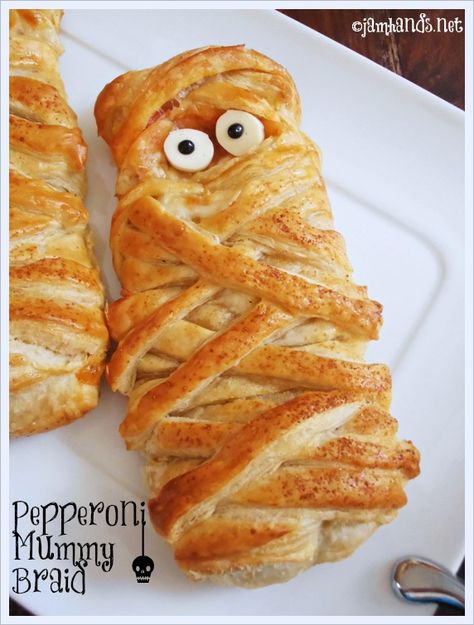 Pepperoni Mummy Braid Halloween Cooking, Halloween Food Appetizers, Halloween Dishes, Crescent Dough, Halloween Appetizers, Recipe Roundup, Halloween Food For Party, Halloween Snacks, Halloween Recipes