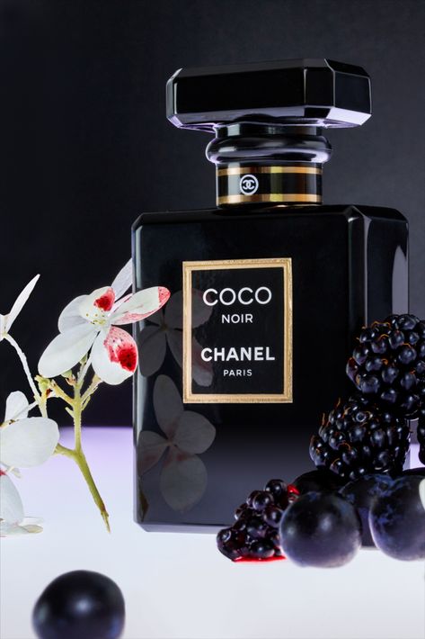 coco noir perfume shot by anne clotilde obeniche Chanel Coco Noir Perfume, Chanel Perfume Photography, Coco Chanel Noir, Perfume Still Life, Luxury Product Photography, Chanel Photography, Coco Chanel Perfume, Perfume Combos, Fm Fragrances