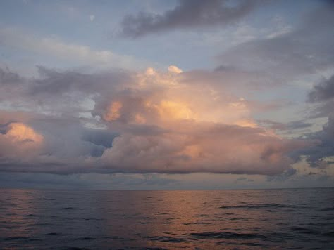 Late afternoon colors in tropical Pacific Sunset And Clouds, Sunny With Clouds, Sun Through Clouds, Clouds Over Ocean, Seascape Artwork, In The Beginning God, Late Afternoon, Seascape Photography, Sunset Above Clouds