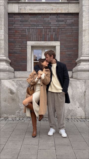 Winter Fashion Outfits Couples, Casual Proposal Outfit, Elegant Couple Outfits, Old Money Couple Photoshoot, Winter Matching Outfits, Old Money Couple Outfits, Matching Winter Outfits For Couples, Couples Winter Outfits, Couple Outfit Aesthetic