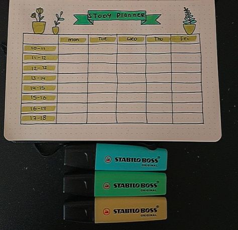 Study planner Classroom Organization Elementary, School Timetable, Bullet Journal Ideas, Study Organization, Stabilo Boss, Instagram Photo Inspiration, Study Planner, Classroom Organization, Journal Ideas