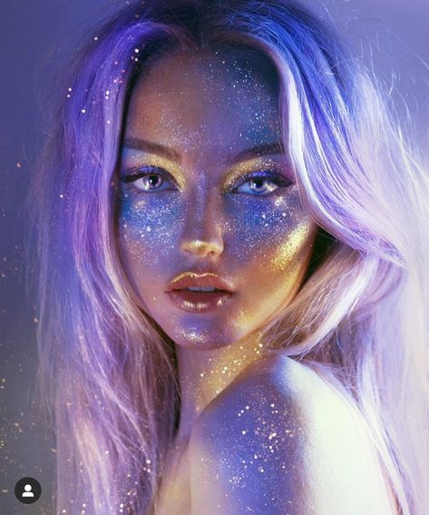 Cosmic Makeup, Glitter Photo Shoots, Space Makeup, Halloween Makeup Inspiration, Hot Makeup, Magic Aesthetic, Shooting Photo, Fantasy Makeup, Makati