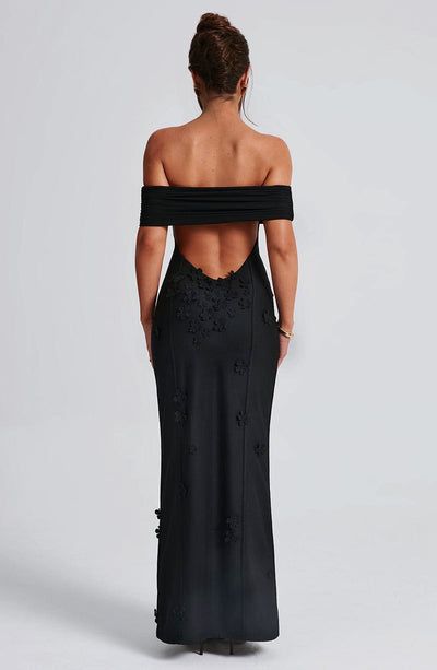 Milani Maxi Dress - Black – BABYBOO Black And Gold Maxi Dress, Black Formal Dress Off The Shoulder, Unique Backless Dress, Gala Dresses Low Back, Pretty Long Dresses Formal, The Perfect Black Dress, Blacl Prom Dress, Formal Dresses Sorority Long, Enchanted Forest Formal Dress