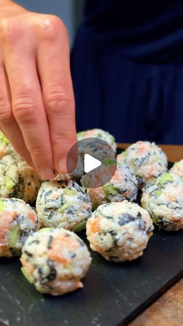 🅸 🅷🅰🆅︎🅴 ���🆁🅴🅲🅸︎🅿🅴 on Instagram: "Sushi balls in 5 minutes. Fast and easy recipe 🍱🍣  🍚 boiled rice  🍣 salted salmon (can be fresh or smoked salmon)  🥒 cucumber  🧀 cream cheese  🍱 nori (cut with scissors)   🥣 soy sauce  #EasySushi #5MinuteRecipe #HealthyMeals #NoSugar #QuickAndEasy #SushiBalls #KidFriendlyRecipes #HomeCooking #SimpleRecipes #HealthyEating #FastDinner #EasyLunch #MealPrepIdeas #CleanEating #HealthySnacks #NoCookMeals #BalancedDiet" Sushi Balls Recipe, Sushi Ball, Sushi Rice Balls, Sushi Balls, Smoked Salmon Cucumber, Salted Salmon, Cucumber Cream Cheese, Salmon Cucumber, Sushi Bowls