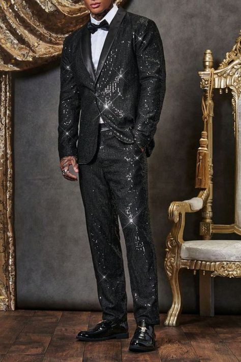 Shine bright in Sequin Sensation this Christmas! ✨🎩 Unleash the glitz and glam with the most dazzling men's outfits of 2023. From sleek blazers to stylish accessories, these Christmas Men Outfit Trends redefine festive fashion. Get ready to sparkle and sleigh! 🌟🕺 #SequinSensation #ChristmasFashion #MensStyle Men Met Gala Looks, Dapper Suits, Men Stuff, Wedding Dress Men, Lined Denim Jacket, Sequin Blazer, Traditional Attire, Hollywood Glam, Dream Lifestyle