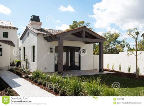 windows Tiny Home Backyard Guest Houses, Tiny Guest House, Backyard Guest Houses, In-law Apartment, Arizona House, High Building, Building Costs, Accessory Dwelling Unit, Modern Tiny House