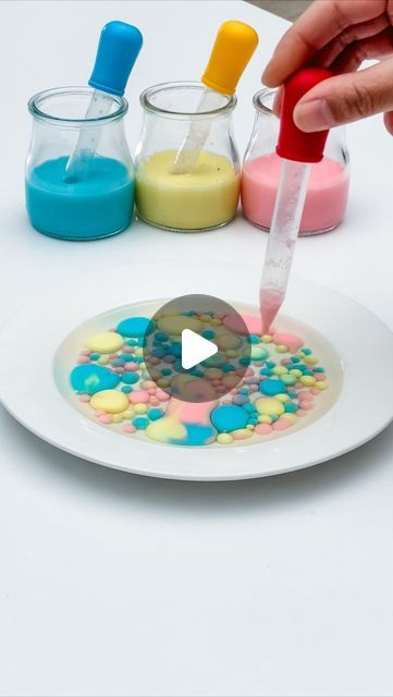 Milk Magic Experiment, Oil Water Experiment, Playdough Sensory Jars, Look At This... 👀, Milk And Oil Experiment, Oil Experiment For Kids, Salt Activities For Kids, Water And Oil Experiment Kids, Jello Activities For Toddlers