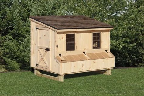 10 Free 8x8 Chicken Coop Plans You Can DIY This Weekend Chicken Coop Plans Free, Chicken Shed, Diy Chicken Coop Plans, Coops Diy, Chicken Coop Designs, Diy Chicken, Coop Plans, Building A Chicken Coop, Chicken Coop Plans