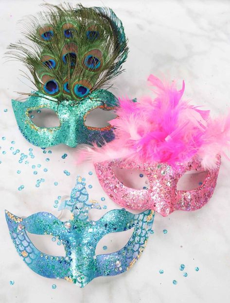 DIY Handmade Halloween Costume Mask Diy Masquerade Mask, Masquerade Mask Diy, Sweet Red Poppy, Handmade Halloween Costumes, Costume Carnaval, Halloween Costume Mask, Mask Tutorial, Halloween Mask, Masks Masquerade