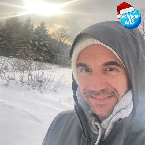 Mit den ersten Sonnenstrahlen sendet Florian Silbereisen festliche Grüße für einen schönen, friedlichen und besinnlichen Heiligabend! 🌅🎄💖⁠ #floriansilbereisen #Schlager #Schlagerfüralle #Musik #schlagersänger