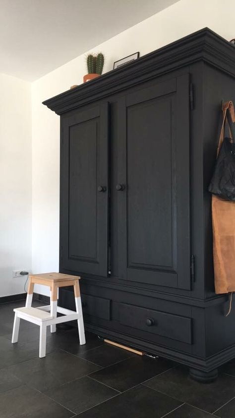 Black Armoire, Black Painted Furniture, Armoire Makeover, Black Furniture, Furniture Renovation, Black Cabinets, Style At Home, Paint Furniture, Redo Furniture