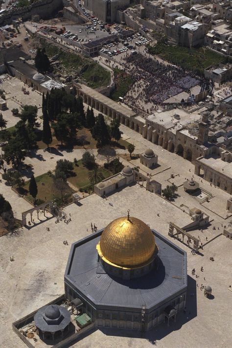 Bird's-Eye View of the Temple Mount | A bird's-eye view of t… | Flickr Temple Mount, Western Wall, Birds Eye View, Birds Eye, The Temple, Temple, Birds, Wall, Photography