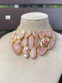 Flower Jwellary, Wedding Jewelry Sets Bridal Jewellery, Indian Wedding Jewelry Sets, Indian Bridal Jewelry Sets, Bridal Jewellery Design, Antique Jewellery Designs, Jewelry Set Design, Fancy Jewellery Designs, Beaded Necklace Designs