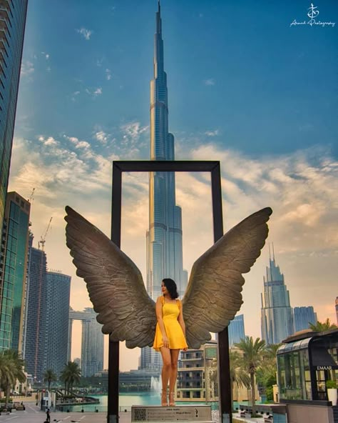 Dubai Picture Ideas, Dubai Photoshoot, Dubai Travel Guide, Dubai Holidays, Dubai Vacation, Dubai Aesthetic, Visit Dubai, Dubai City, Dubai Life