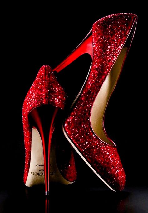 A collection of nice shoe creations found digitally Red Dress Silver Shoes, Shoes Classy, Red Stilettos, Sparkle Heels, Silver High Heels, Jimmy Choo Heels, Red Dress Women, Shoes Photo, Heels Classy