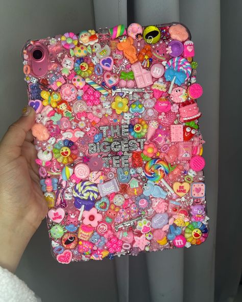 this one’s my fav😭💓🔥 #memphistn #junkcase #junkycase #junkyipadcase #shopwme Bedazzled Ipad Case, Bling Phone Cases Diy, Diy Cases, Junk Case, Michael Kors Perfume, Business Ideas For Women Startups, Cute Ipad Cases, Baby Clothes Patterns Sewing, Bling Phone Cases