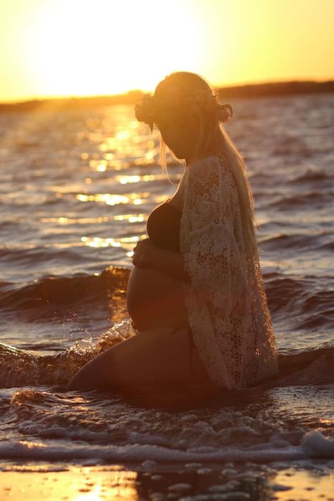 Beach Maternity Photos Couples In Water, In The Water Maternity Photos, Beach Theme Maternity Photos, Creative Beach Maternity Shoot, Sea Maternity Shoot, Beach Maternity Shoot Black Women, Beach Themed Maternity Shoot, Maternity Ocean Photoshoot, Beach Maternity Photos In Water