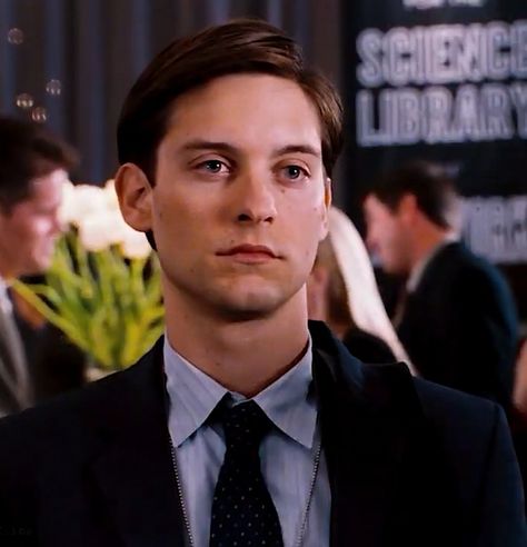 Tobey Mcguire, Spiderman Cast, Toby Maguire, Raimi Spiderman, Spiderman 2002, Spiderman Spiderman, Parker Spiderman, Peter Parker Spiderman, Scared Of The Dark