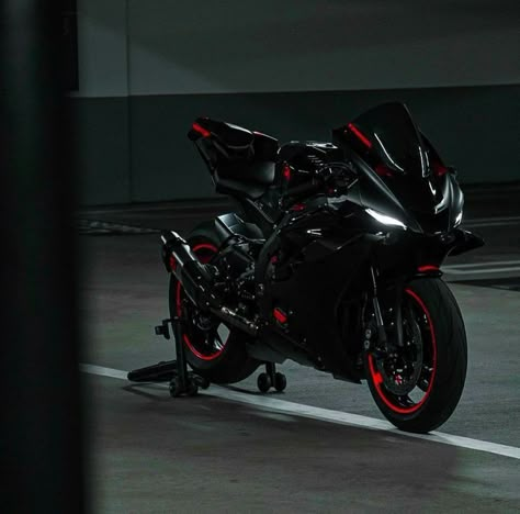 Venom X22 Motorcycle, Street Motorcycle Bikes, Yamaha R6 Wallpapers Hd Wallpaper Pc, Sport Motorcycle Aesthetic, Motocycle Aestethic, Fancy Motorcycles, Sporty Motorcycles, Pretty Motorcycles, Black And Red Motorcycle