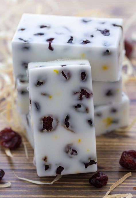 Orange Soap Recipe, Crockpot Soap, Cranberry Soap, Goat Milk Soap Recipe, Diy Toiletries, Pampering Yourself, Goat Milk Recipes, Easy Soap Recipes, Orange Soap