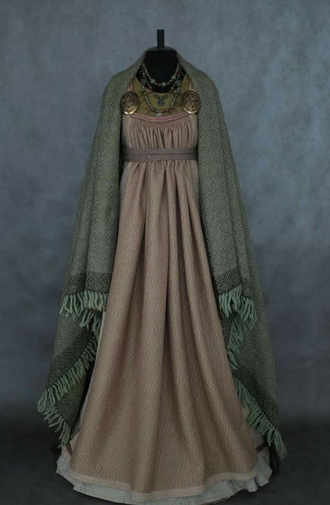 Norse Clothing, Pagan Clothing, Viking Garb, Viking Dress, Viking Clothing, Folk Clothing, Star Wars Outfits, Concept Clothing, Folk Fashion