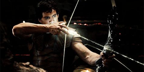 giphy.gif (500×250) Magical Bow And Arrow, Bow And Arrow Gif, Elemental Bow And Arrow, Mythical Bow And Arrow, Archer Gif Fate, Arrow Of Lights, Henry Cavill News, Magic Powers, Writing Characters