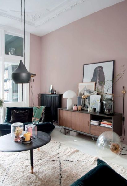 Room Wall Colors, Pink Living Room, Pink Home Decor, Vintage Living Room, Pink Walls, Living Room Paint, Dream Decor, Room Paint, Bedroom Colors