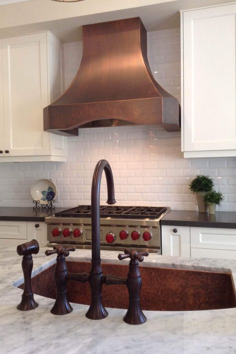 Flush Range Hood, Simple Modern Kitchen, Copper Kitchen Accents, Copper Kitchen Hood, Kitchen Hood Ideas, Copper Kitchen Accessories, Kitchen Hood Design, Kitchen Vent Hood, Copper Range