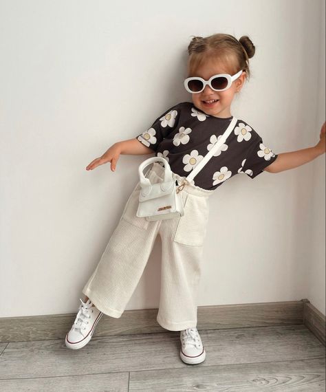 Summer Toddler Girl Outfits, Outfits For Toddler Girls Ideas, Toddler Summer Outfits Girl, Aesthetic Toddler Outfits, Spring Toddler Outfits, Toddler Style Girl, Toddler Girl Spring Outfits, Baby Spring Outfits, Girls Spring Outfits Kids