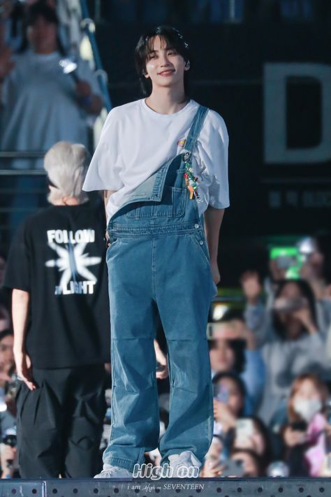 Jeonghan Fashion, Jeonghan Outfit, Seventeen, Jumper, Overalls, Quick Saves, Clothes