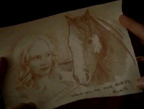 Klaus' drawing for Caroline (Vampire Diaries) Klaus Drawing, Easy Dragon Drawings, Tvd Aesthetic, Klaus And Caroline, The Vampire Diaries 3, Vampire Love, Vampire Diaries Wallpaper, Vampire Diaries Funny, Original Vampire