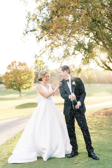 A Beautiful Forsyth Country Club Wedding Dallas Country Club Wedding, Bella Hair, North Carolina Wedding, Country Club Wedding, Wedding Event Planning, Club Wedding, Reception Venues, Country Club, Spring Wedding