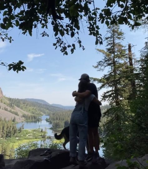 Mountain Couple Aesthetic, Outdoors Couple, Stephanie Archer, Olivia Morgan, Hiking Couple, Mountain Couple, Adventure Couple, Pursuit Of Happiness, Colorado Travel