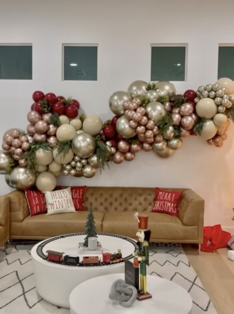 Elegant Christmas Balloon Arch, Rustic Christmas Balloon Garland, Holiday Party Balloon Arch, Christmas Theme Balloon Garland, Christmas Grab And Go Balloon Garland, Ugly Christmas Sweater Balloon Garland, Simple Balloon Holiday Backdrop, Santa Baby Balloon Arch, Christmas Balloon Decorations