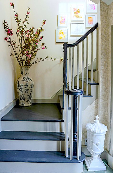 Spring branches on the stairs | One Kings Lane CT house Stair Case Decor Ideas, Stairs Vase, Plants On Stairs, Stairs Case Design, Stair Case Decor, Stair Decorating Ideas, Stair Case Ideas, Stair Case Wall Design, Stair Wall Decorating Ideas