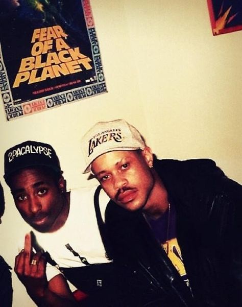 2Pac & Guru History Of Hip Hop, Gang Starr, Hip Hop Legends, Hip Hop Classics, Classic Hip Hop, 2 Pac, Old School Hip Hop, Real Hip Hop, Hip Hop And R&b