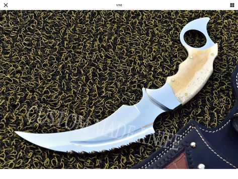 Private collection Karambit Tattoo, Benchmade Knives, Diy Knife, Knife Patterns, Warrior Tattoos, Karambit Knife, Leather Workshop, Arm Armor, Knife Design