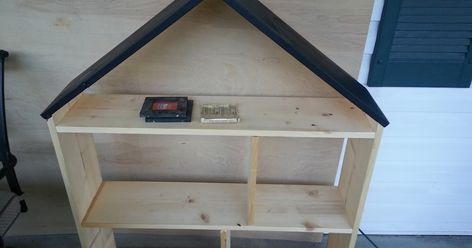 DIY Barbie House! This is the dollhouse I made for my daughter. It had to be slim to fit in her room. I used all 1x10 shelving boar... Doll House Diy, Diy Barbie House, Dollhouse Bed, Barbie Dolls Diy, Dolls Diy, Doll House Plans, Barbie Doll House, Fun Patterns, Wooden Dollhouse