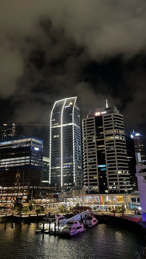 Auckland, NZ #nz #aesthetic #nightlife #city #citylife #night #pretty Auckland Aesthetic, Nz Aesthetic, Night City Aesthetic, New Zealand Cities, Photography Board, Auckland Nz, Deep Breaths, Auckland City, Rainy Night