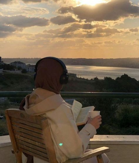 A Book, The Sun, Headphones, A Woman, Sun, Reading, Coffee