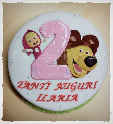 Masha e Orso cake bidimensionale Minnie Party, Cake Designs, Gingerbread Cookies, Gingerbread, Minnie Mouse, Sugar Cookie, Pasta, Pastel, Collage