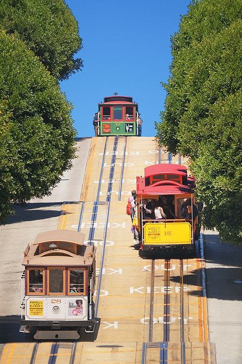 Cable Cars San Francisco, Usa San Francisco, San Francisco Cable Car, San Francisco Photos, San Francisco City, San Francisco Travel, Travel Photography Inspiration, San Francesco, Cable Cars