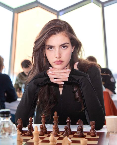 Chess Tactics, Chess Strategies, Chess Master, Play Chess, Chess Queen, Chess Club, Intelligent Women, Chess Players, Twitch Streamer