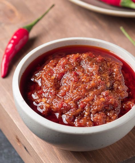 Close up of Vietnamese sate sauce in a white bowl. Asian Sauces, Ginger Beef, Satay Sauce, Indian Foods, Asian Sauce, Skewers Grill, Small Food Processor, Beef Stir Fry, White Bowl