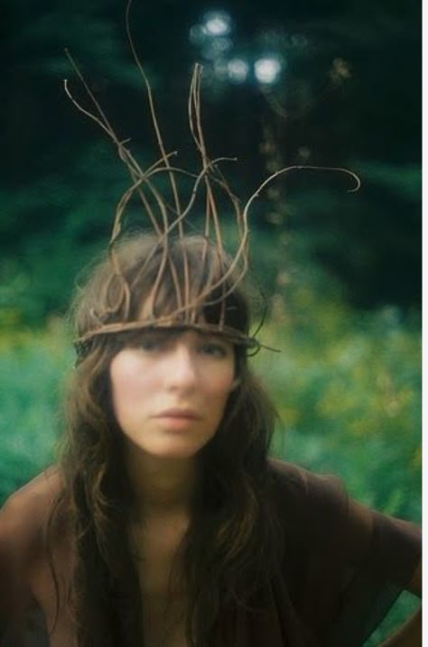 Twig Crown, Woodland Fairy, Midsummer Nights Dream, Head Pieces, Beltane, Edgar Allan Poe, Mother Earth, Headdress, Mother Nature