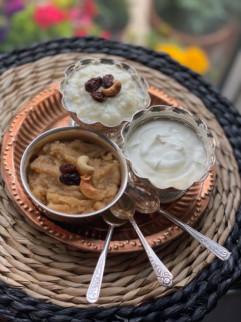 Prasad Snap, Indian Prasad Recipe, Semiya Payasam, South Indian Temple Aesthetic, Kerala Payasam Recipe, Homemade Flour Tortillas, Traditional Wedding Decor, Gift Boxes For Women, India Food