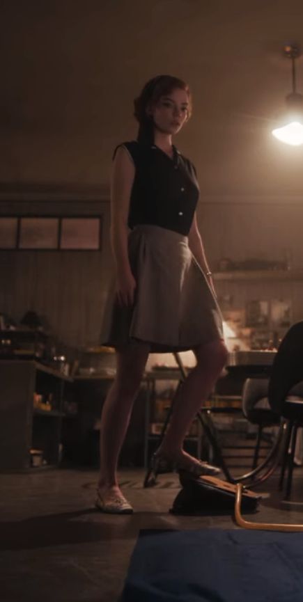 Beth Harmon, Queens Gambit, Girls Spring Dresses, Tv Fashion, Anya Taylor Joy, Dark Academia Aesthetic, Fashion Icons, Academia Aesthetic, Fashion Tv