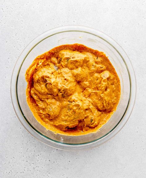 Greek Yogurt Curry Chicken Marinade {Indian-Inspired} Indian Chicken Marinade, Curry Chicken Marinade, Curry Marinade, Chicken Indian, Persian Chicken, Marinade Chicken, Yogurt Curry, Braised Chicken Breast, Chicken Kabob Recipes